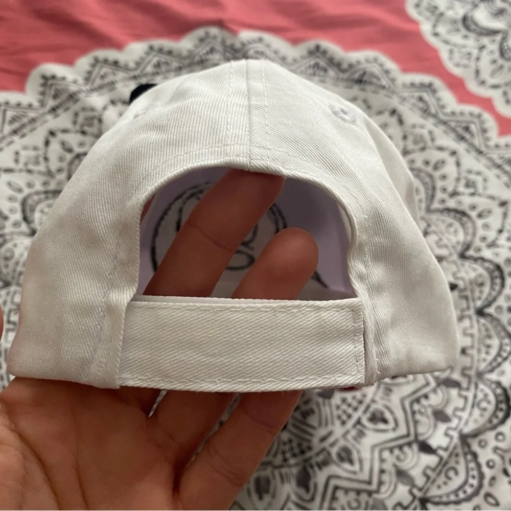 Girls Minnie Mouse Hat - Picture 4 of 6